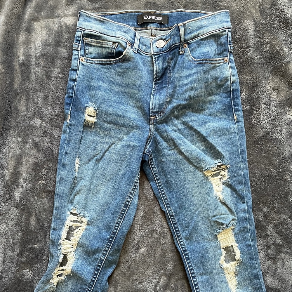 EXPRESS High-Rise Ripped Skinny Jeans - Size 6